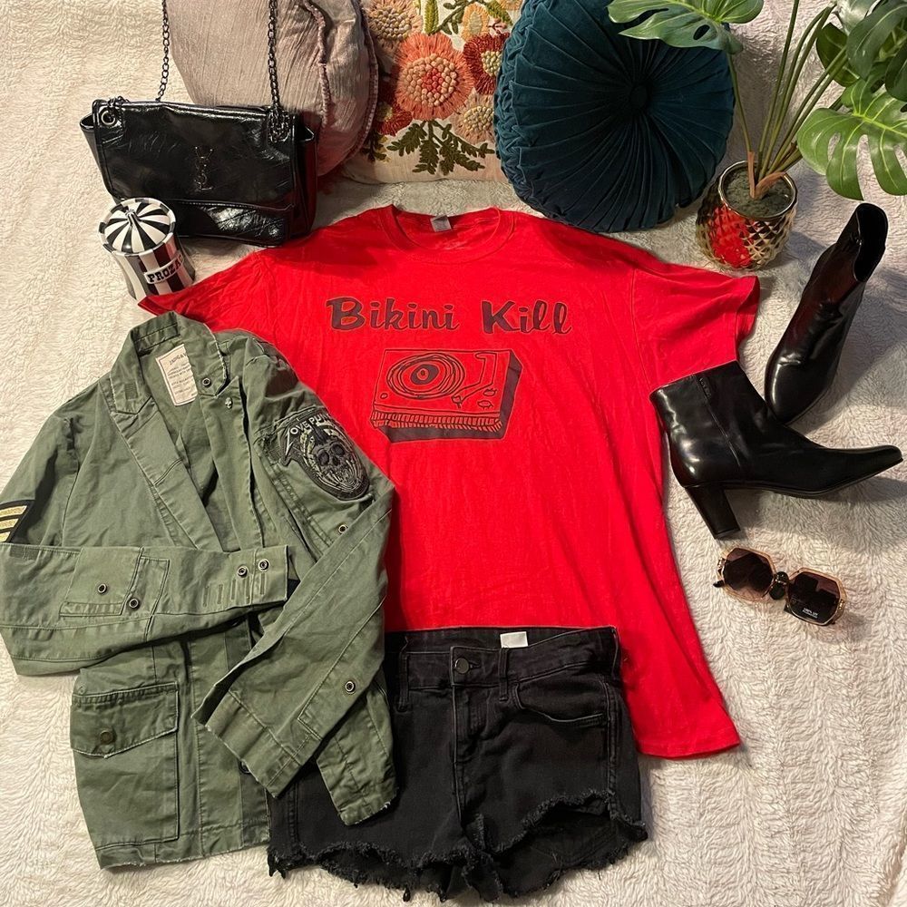 Bikini Kill t shirt